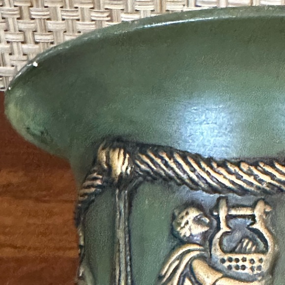 🌟HP🌟VTG 1970s Arnel's Green Ceramic Neoclassical Planter Urn Made in USA - Picture 12 of 12